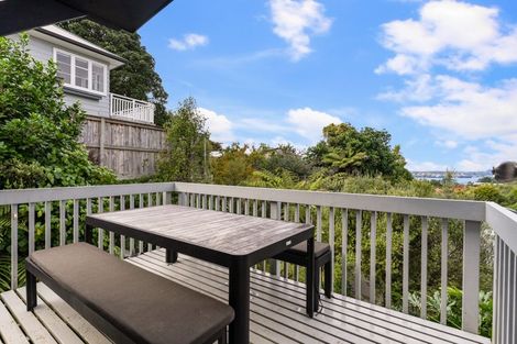 Photo of property in 2/26 Colonial Road, Birkenhead, Auckland, 0626