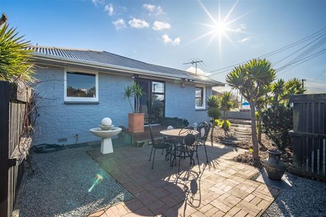 Photo of property in 15 Niagara Street, Wainoni, Christchurch, 8061
