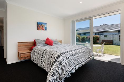 Photo of property in 93 Sandhurst Drive, Papamoa Beach, Papamoa, 3118