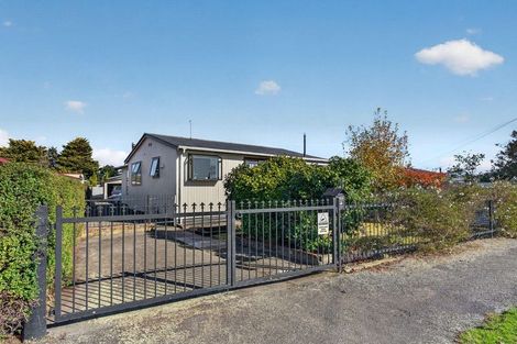 Photo of property in 100 Kuripuni Street, Kuripuni, Masterton, 5810