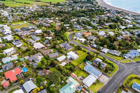 Photo of property in 1138 South Road, Oakura, 4314