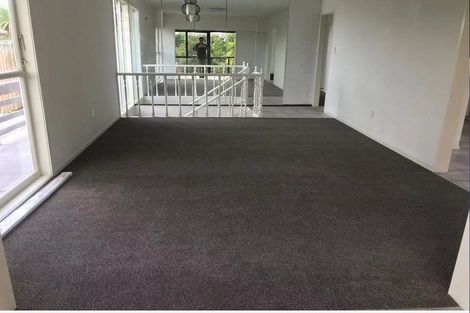 Photo of property in 217 Sturges Road, Henderson, Auckland, 0612