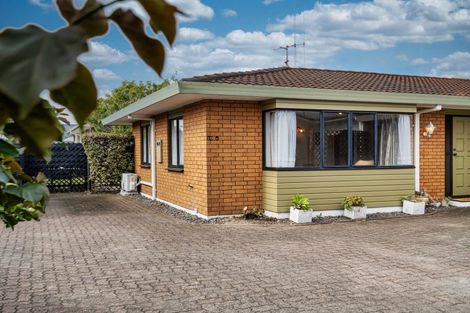 Photo of property in 10 Golf Road, Mount Maunganui, 3116