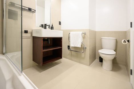 Photo of property in 2-06/424 Maunganui Road, Mount Maunganui, 3116