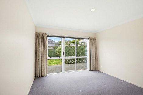 Photo of property in 1 Tombane Terrace, Papakowhai, Porirua, 5024