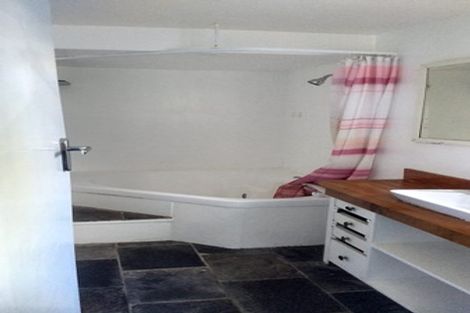 Photo of property in 112 Aro Street, Aro Valley, Wellington, 6021