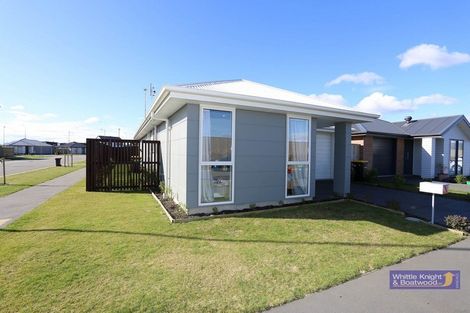 Photo of property in 41 Sholto Duncan Crescent, Halswell, Christchurch, 8025