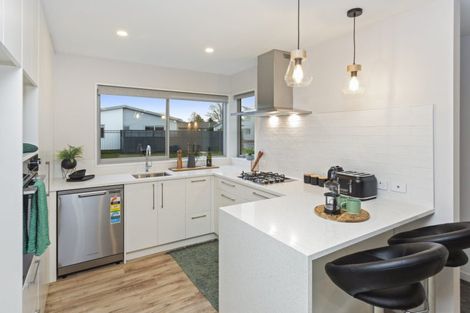 Photo of property in 17 Kakapo Lane, Redwood, 8051