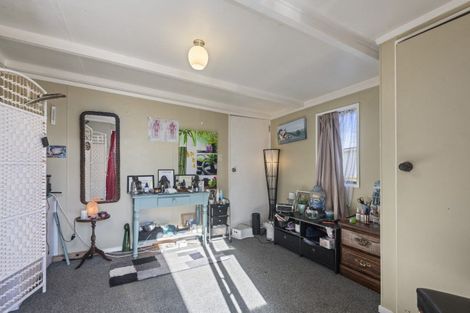 Photo of property in 21 Flower Street, Bulls, 4818