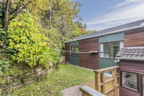 Photo of property in 12 Creswick Terrace, Northland, Wellington, 6012