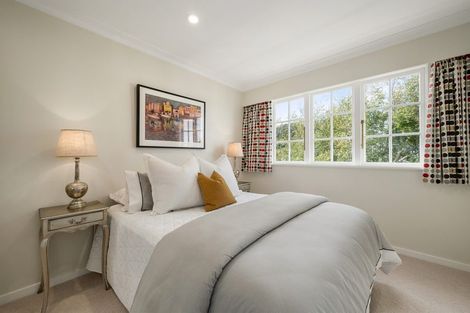 Photo of property in 43 Simla Crescent, Khandallah, Wellington, 6035