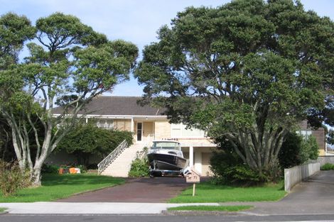 Photo of property in 1/73 Macleans Road, Bucklands Beach, Auckland, 2014