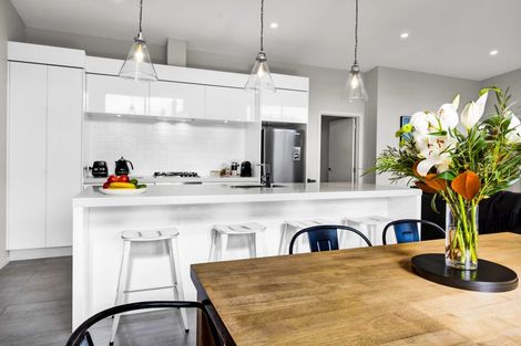 Photo of property in 17 Victoria Street, Hawera, 4610