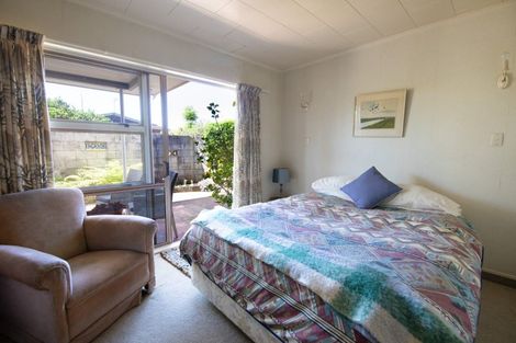 Photo of property in 1/10 Avondale Road, Taradale, Napier, 4112