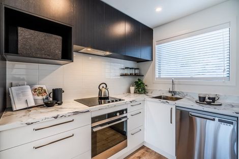 Photo of property in 5c Nea Place, Hillcrest, Auckland, 0627