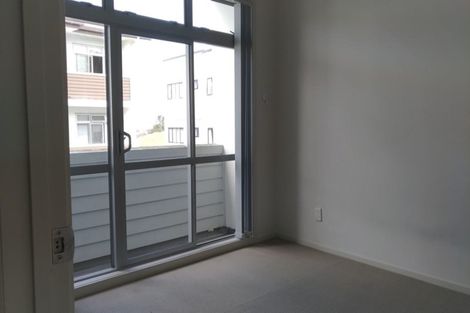 Photo of property in 21/11 Carlos Drive, Flat Bush, Auckland, 2016