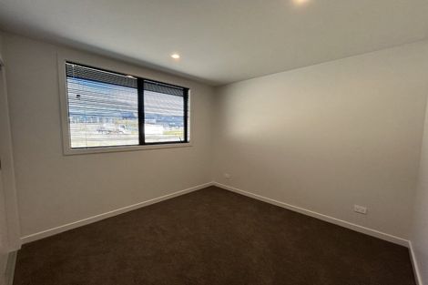 Photo of property in 18 Rowe Drive, Jacks Point, 9371