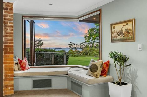Photo of property in 247 Broomfields Road, Whitford, Howick, 2571