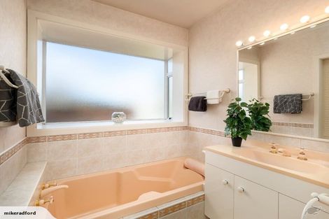 Photo of property in 45a Glenharrow Avenue, Avonhead, Christchurch, 8042