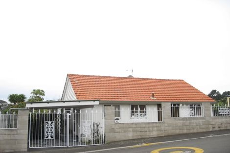 Photo of property in 31 May Avenue, Hospital Hill, Napier, 4110