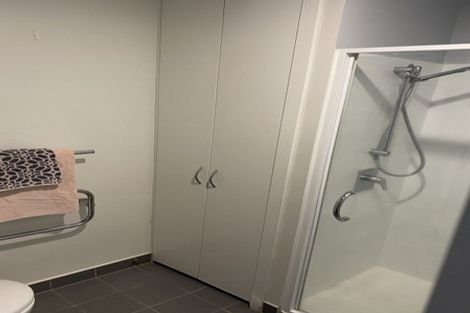 Photo of property in 26 Crompton Road, Massey, Auckland, 0614