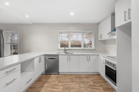 Photo of property in 55 Whitby Street, Burnside, Christchurch, 8053