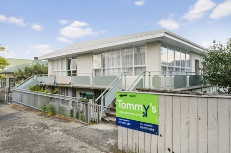 Photo of property in 4u2 Kenwyn Terrace, Newtown, Wellington, 6021