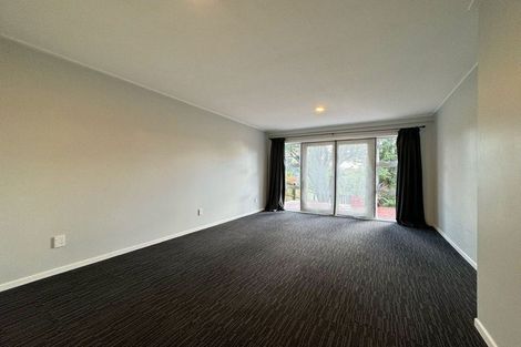 Photo of property in 273 Henderson Valley Road, Henderson, Auckland, 0612