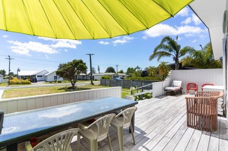 Photo of property in 207 Kiwi Road, Whangamata, 3620