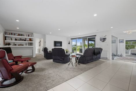 Photo of property in 31 Magnolia Rise, Waipahihi, Taupo, 3330