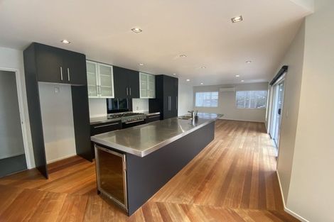 Photo of property in 30 Gibbston Close, Huntington, Hamilton, 3210