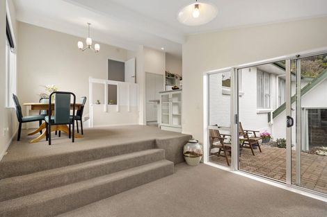 Photo of property in 5 Caesars Place, Churton Park, Wellington, 6037