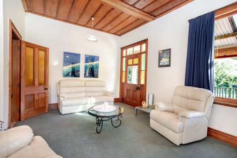Photo of property in 41 Riverdale Road, Dannevirke, 4930