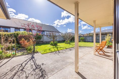 Photo of property in 22 Cranbrook Place, Rototuna North, Hamilton, 3210