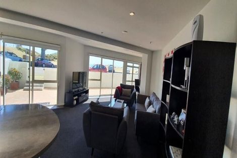Photo of property in 45 Marine Parade, Mount Maunganui, 3116