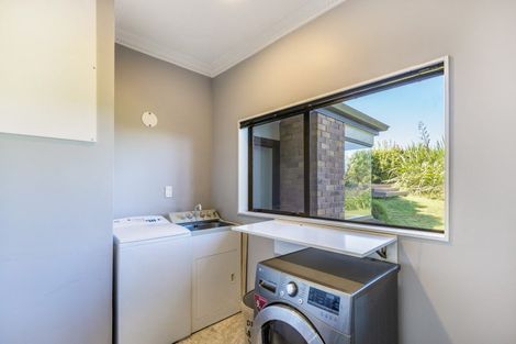 Photo of property in 23 Harvey Street, Waipahihi, Taupo, 3330