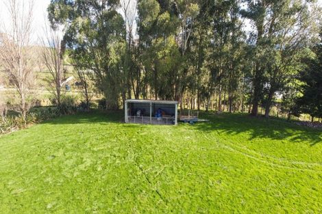 Photo of property in 241 Adelaide Road, Dannevirke, 4930