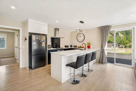 Photo of property in 8 Lakefield Close, Kingston, Athol, 9793