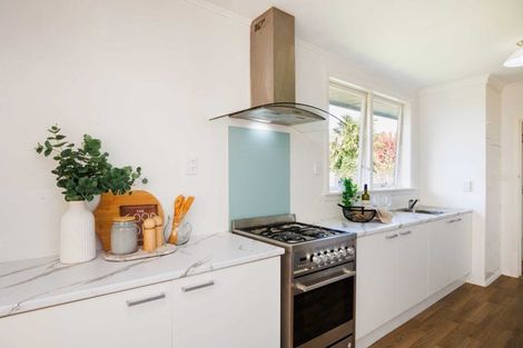 Photo of property in 34 Long Melford Road, Awapuni, Palmerston North, 4412
