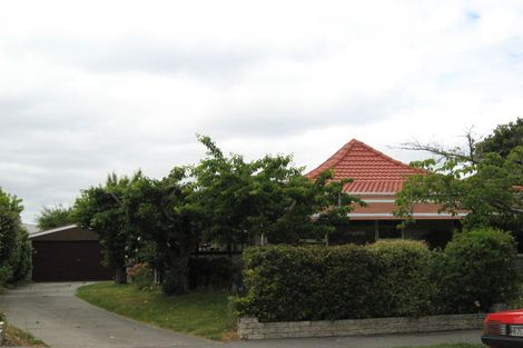 Photo of property in 10 Radbrook Street, Avonhead, Christchurch, 8042