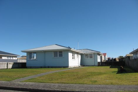 Photo of property in 43 Jollie Street, Hokitika, 7810