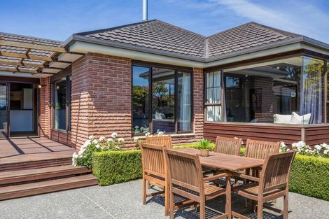 Photo of property in 168 Cashmere Road, Hoon Hay, Christchurch, 8025