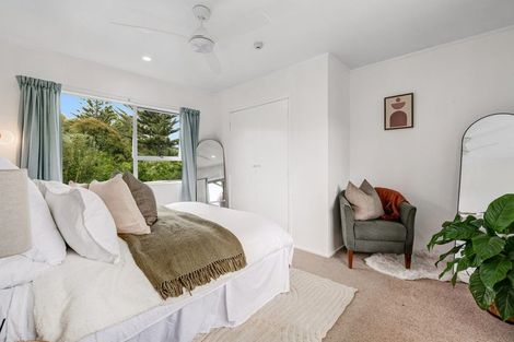 Photo of property in 129 Awaroa Road, Helensville, 0800