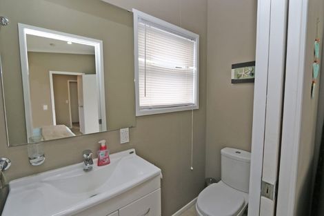 Photo of property in 223a Ocean Road, Whangamata, 3620