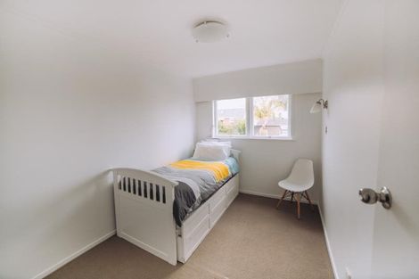 Photo of property in 7/19 Milton Road, Orewa, 0931