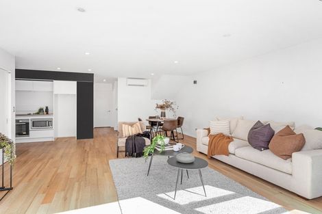 Photo of property in 32 Eversleigh Street, St Albans, Christchurch, 8014