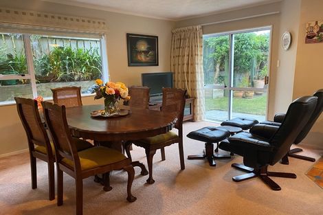 Photo of property in 10 James Cook Drive, Whitby, Porirua, 5024