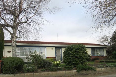 Photo of property in 50 Rochester Street, Tamatea, Napier, 4112