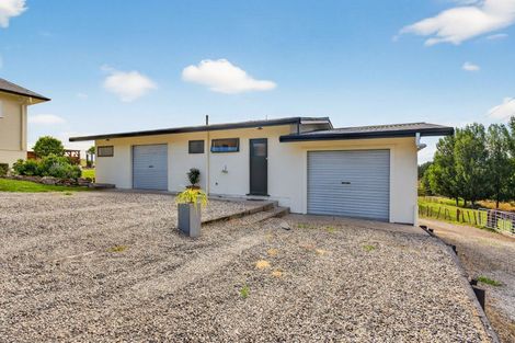 Photo of property in 1222 Taihape Road, Sherenden, Hastings, 4179