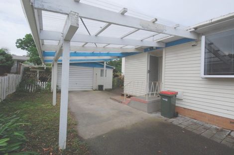 Photo of property in 14 Minaret Drive, Bucklands Beach, Auckland, 2014